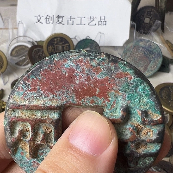 程***义铜挂件等多种规格的