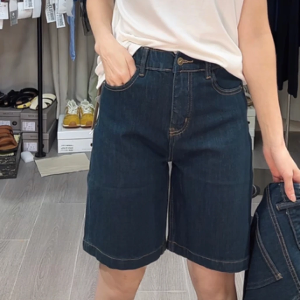 【公主屋现货】直筒牛仔中裤短裤9215