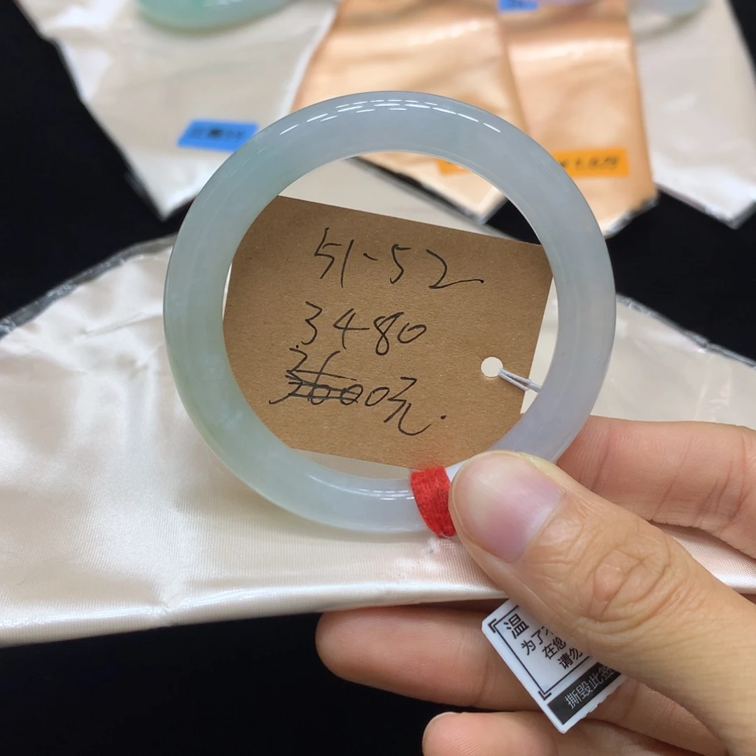 翡翠未镶嵌手镯天然