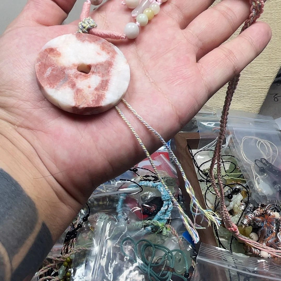 蛇纹石玉合金颈饰