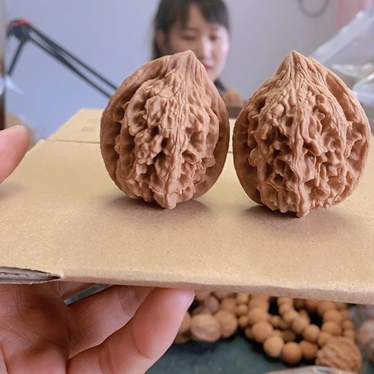 【闪购商品】把件文玩核桃44大古石小众