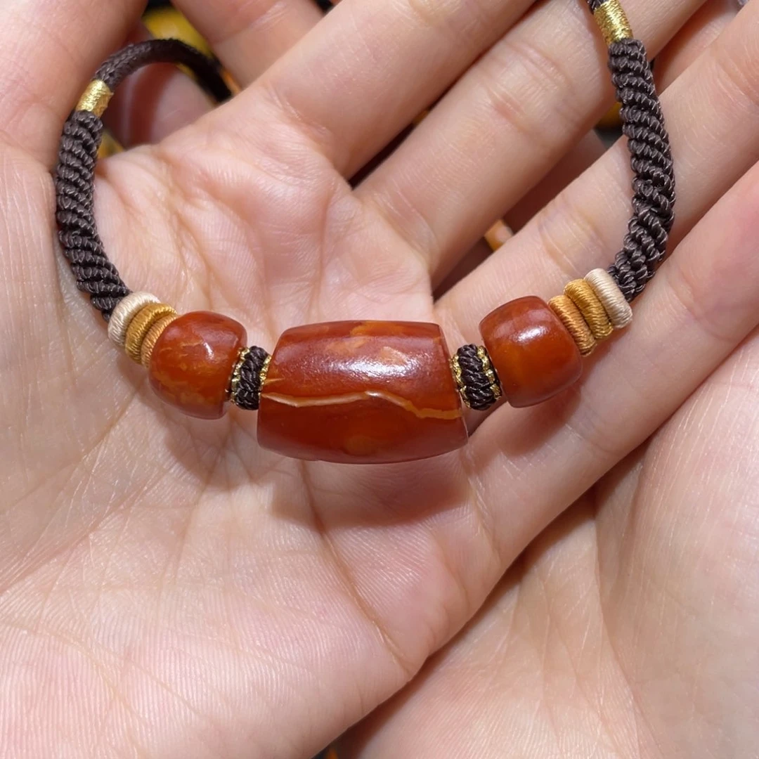 【闪购商品】琥珀裸石未镶嵌马蹄