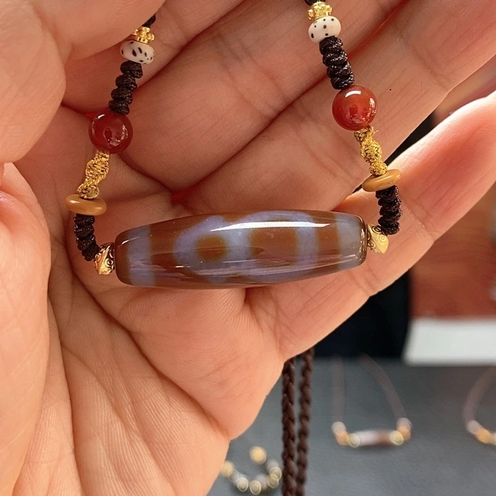 玛瑙/玉髓颈饰合金