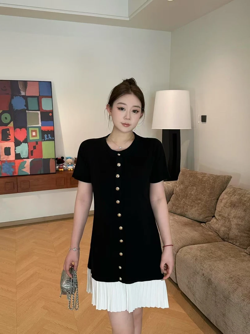 琪琪怪怪大码女装【梦境岛】法式高级感撞色针织连衣裙D17384QD