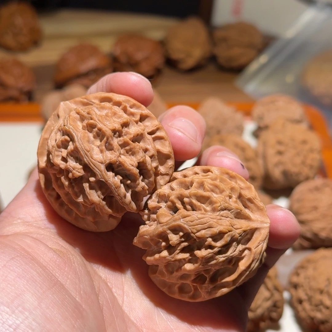 ～***～文玩核桃吊坠苹果园 42