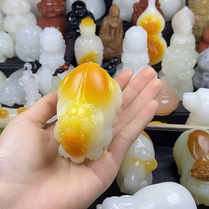 无花朵福***角原石雕刻把件
