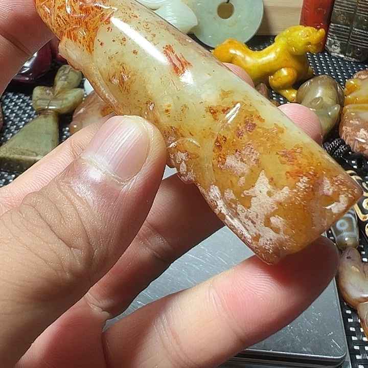 未镶嵌和田玉（糖玉）挂件