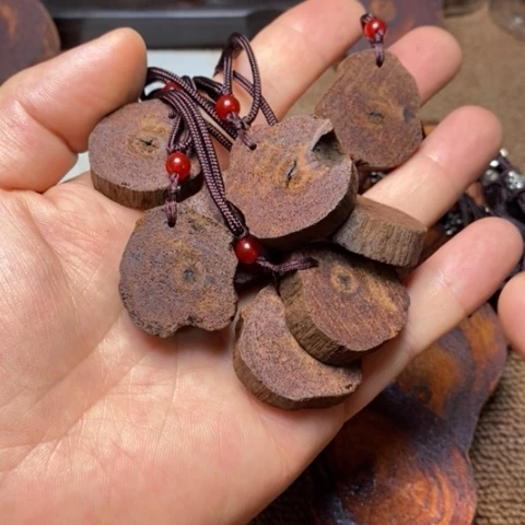 藤类A441降真香土埋料虫漏牌子发其一