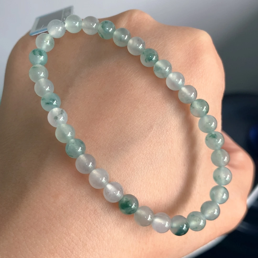 未镶嵌挂件翡翠….