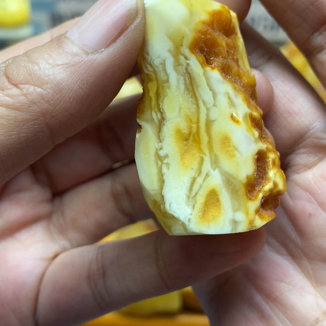 定制琥珀未镶嵌传世琥珀蜜蜡定制
