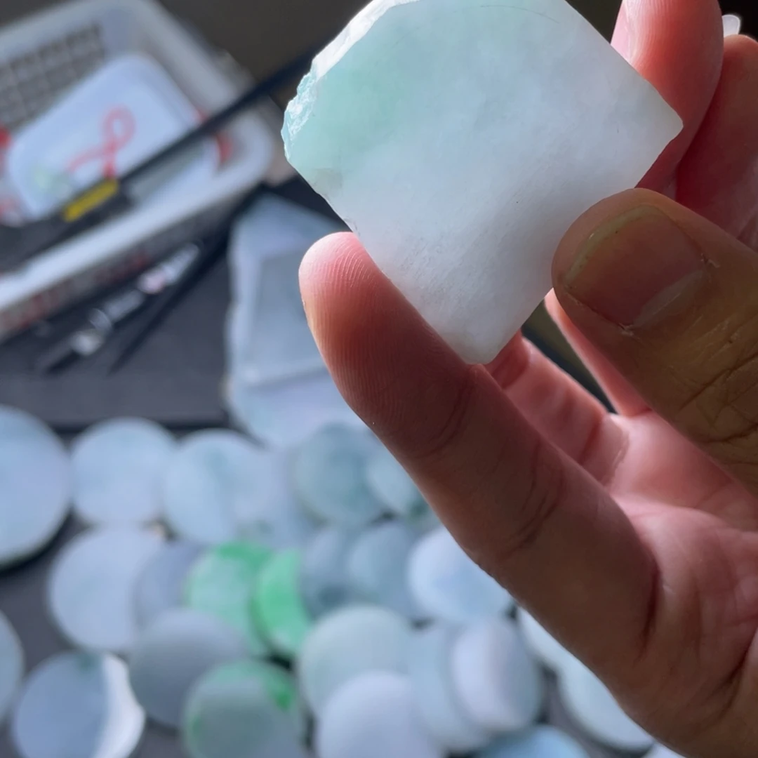 未镶嵌定制翡翠