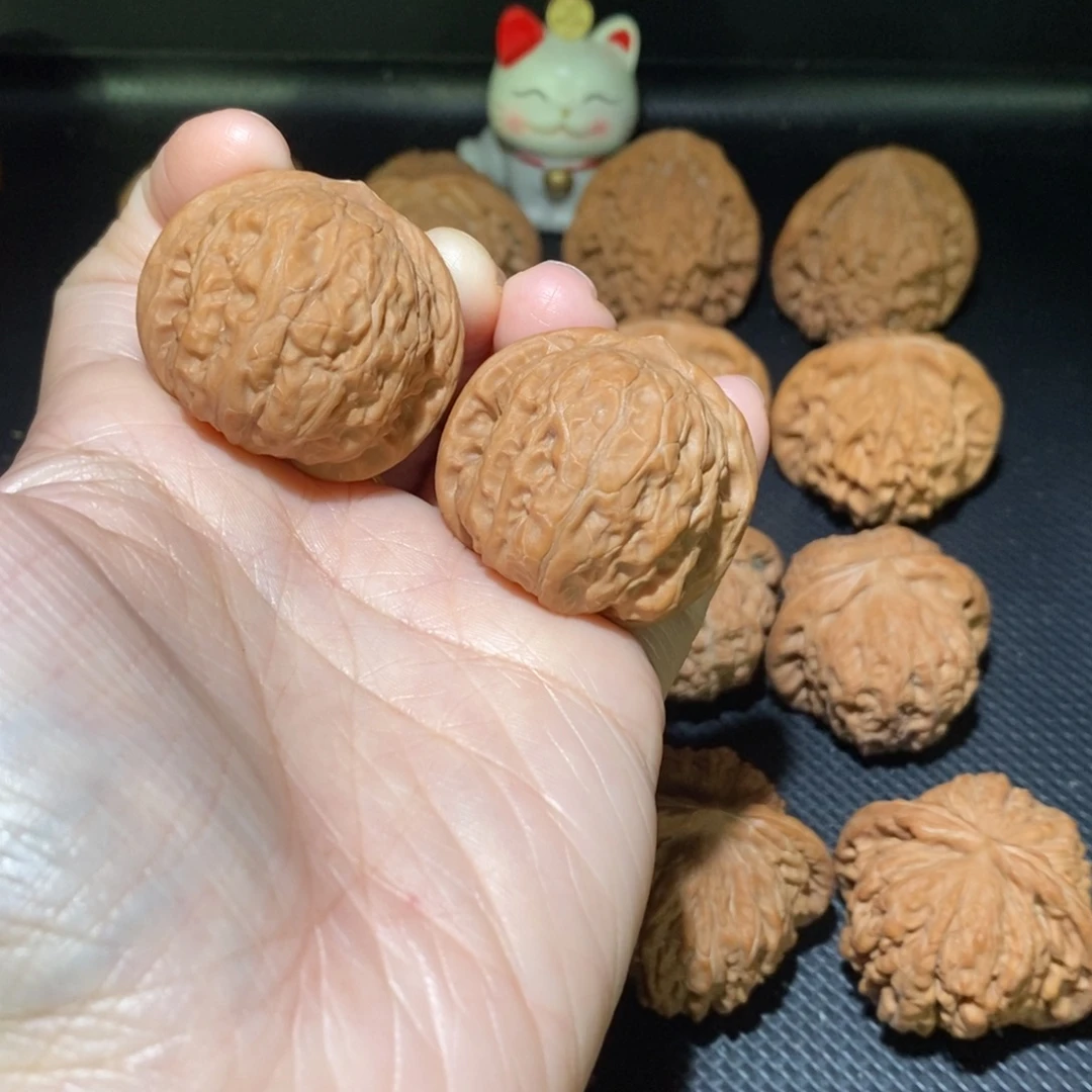 冯***仔文玩核桃把件乾隆磨