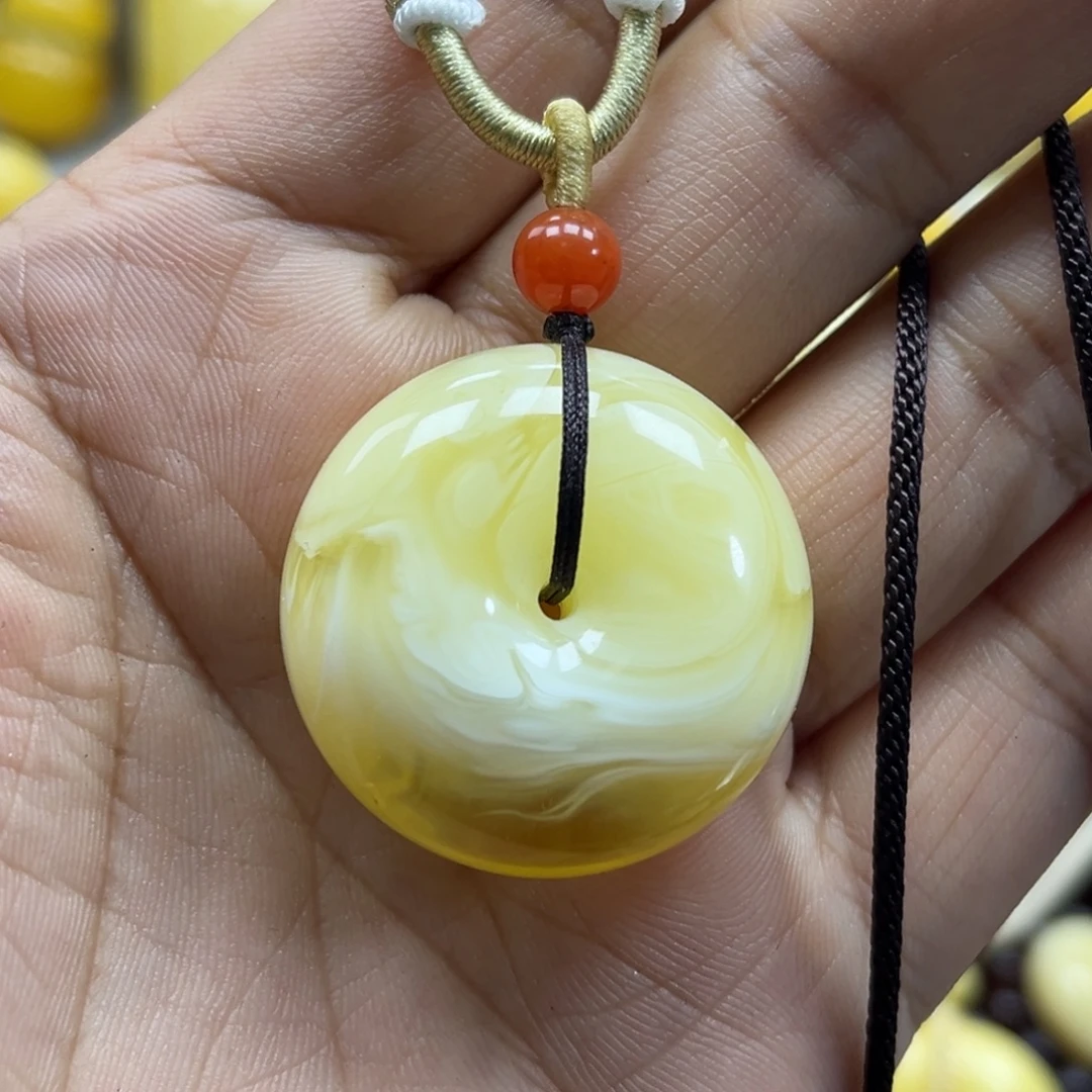 蜜蜡未镶嵌珠宝奇石