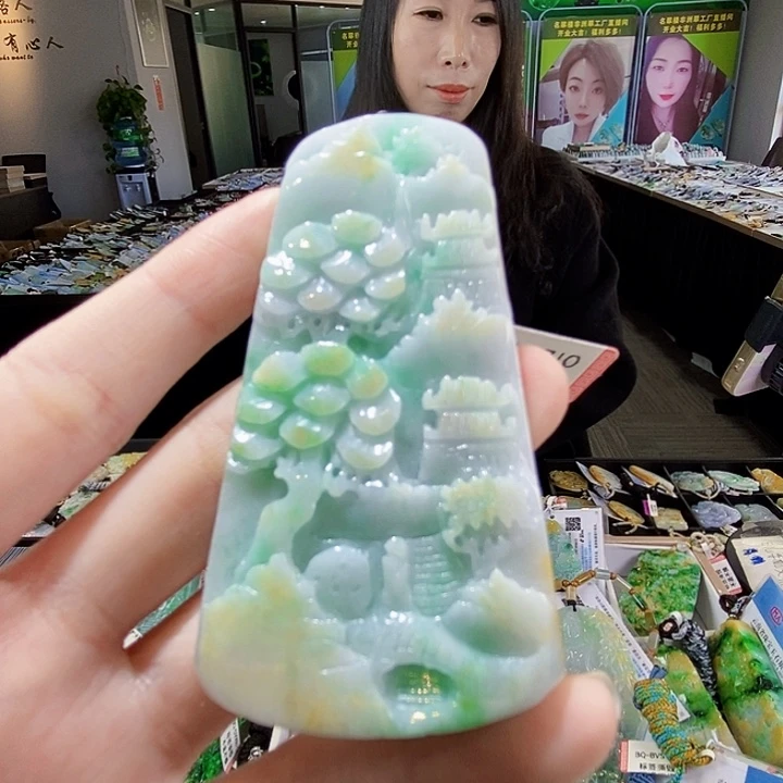 颈饰未镶嵌翡翠翡翠