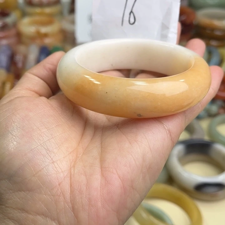 石英质玉微瑕60未镶嵌