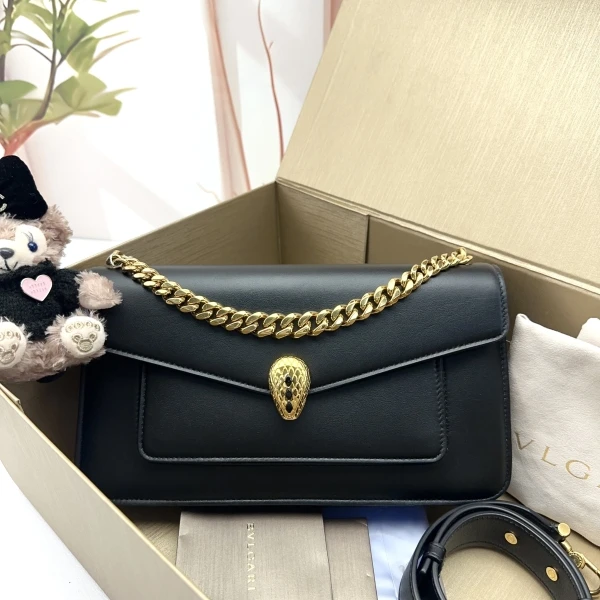 宝格丽/包包/95新/市场价22000/250926zb0013