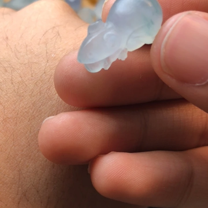 定制翡翠未镶嵌挂件