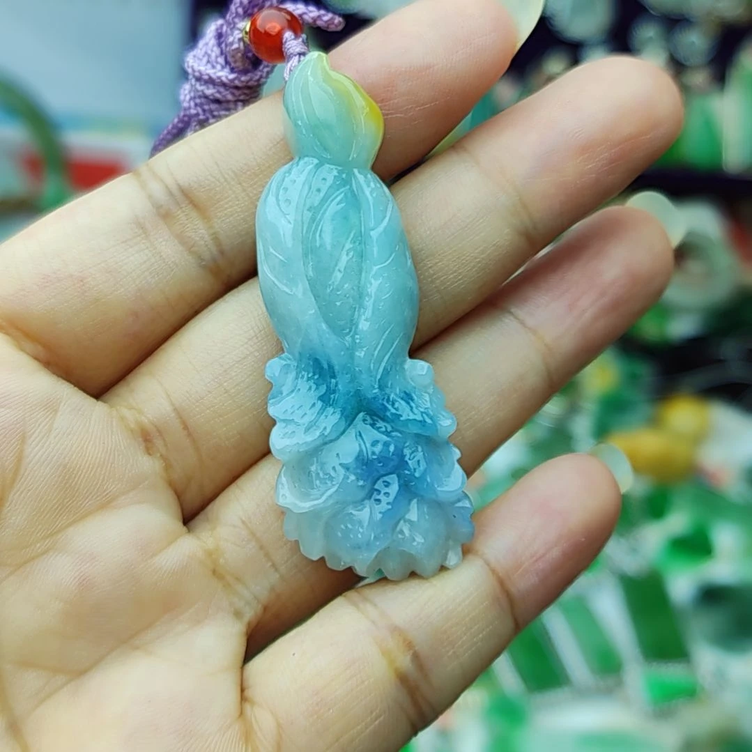 翡翠未镶嵌颈饰40