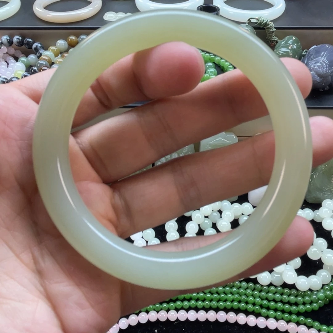 和田玉未镶嵌手镯58.3