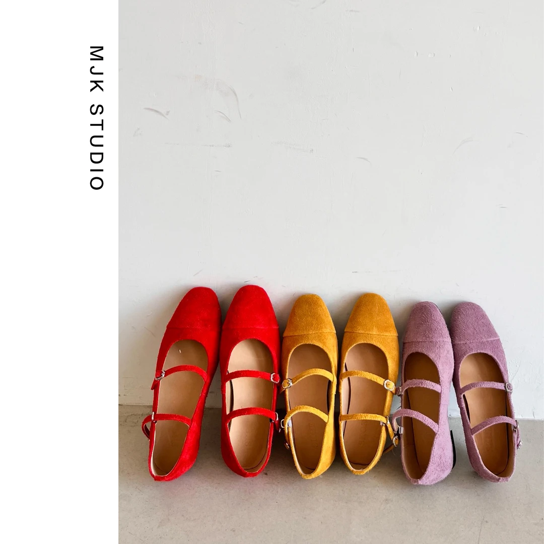 牛反绒皮韩国芭蕾风一字扣25年春季圆头玛丽珍式绒面单鞋女平底鞋