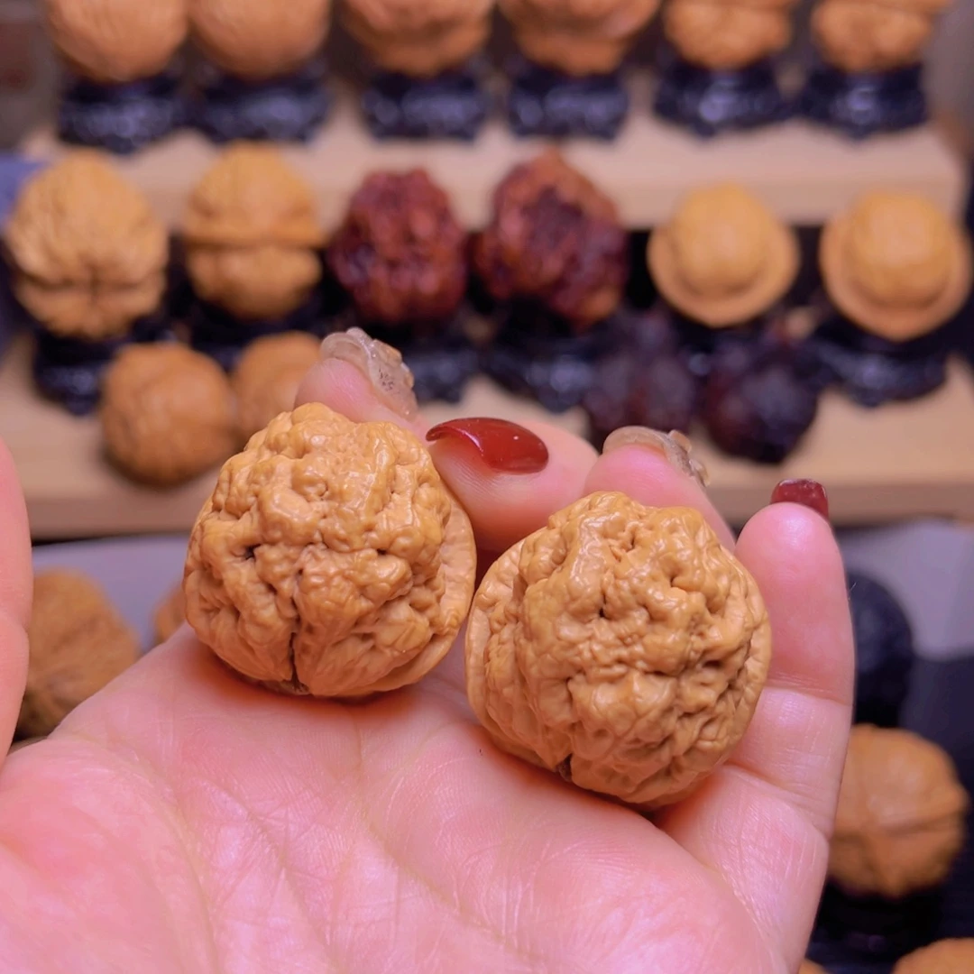 文玩核桃吊坠3w血舍利34尺