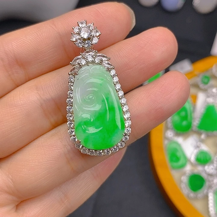 翡翠银S925镶嵌颈饰