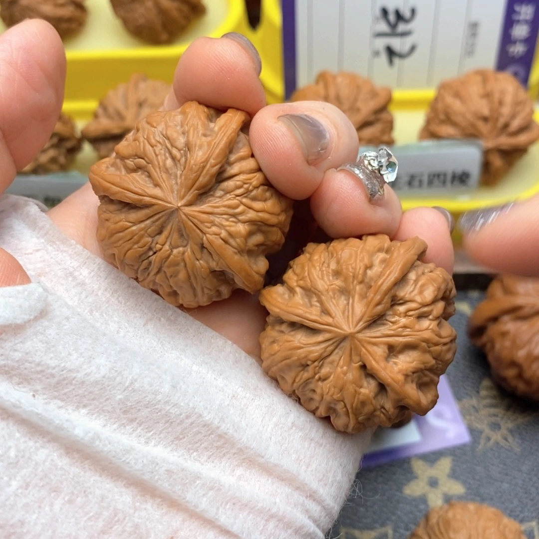 文玩核桃把件319号雨花石三