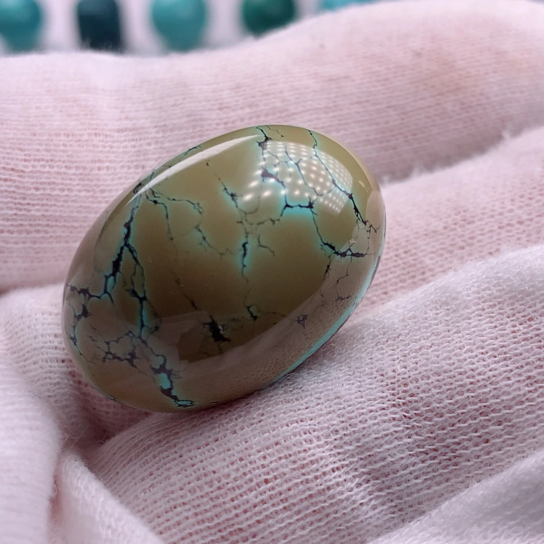 绿松石未镶嵌挂件