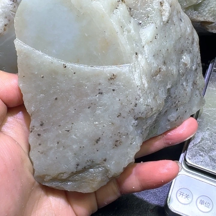 和田玉未镶嵌珠宝半成品