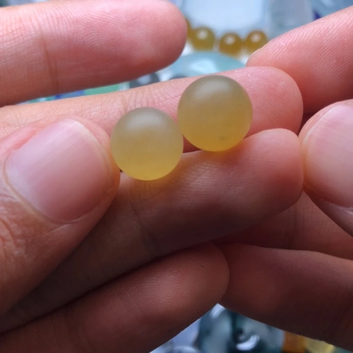 未镶嵌定制翡翠大**窖挂件