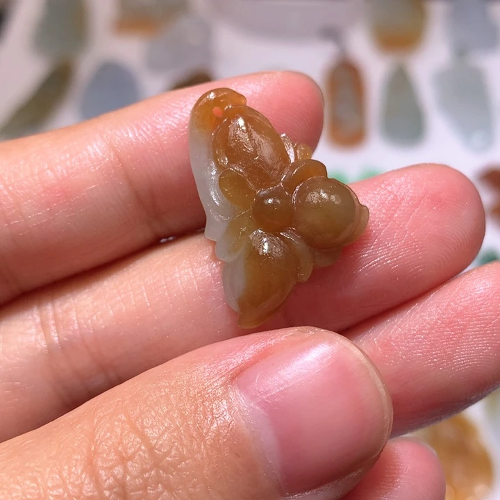 未镶嵌定制翡翠花