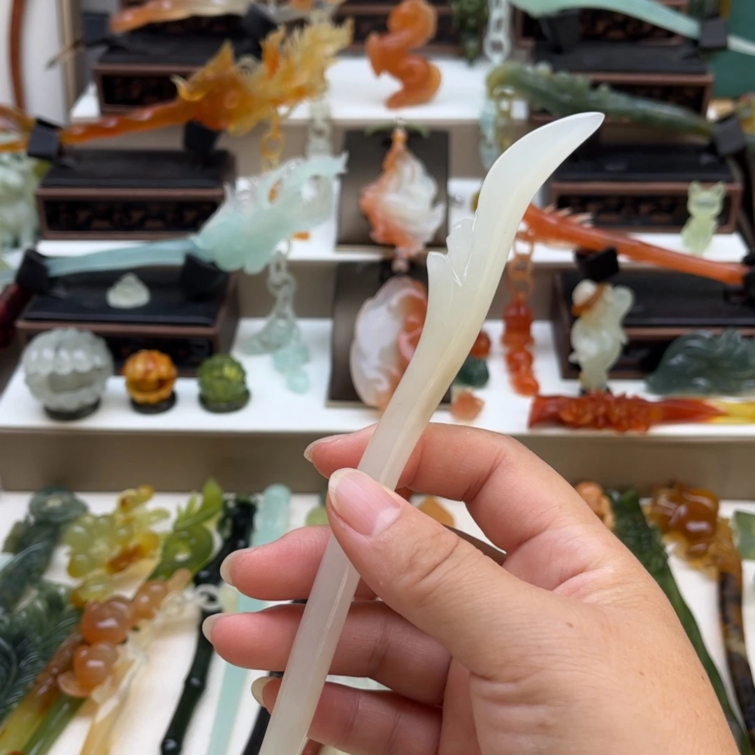 蛇纹石玉未镶嵌岫玉发簪