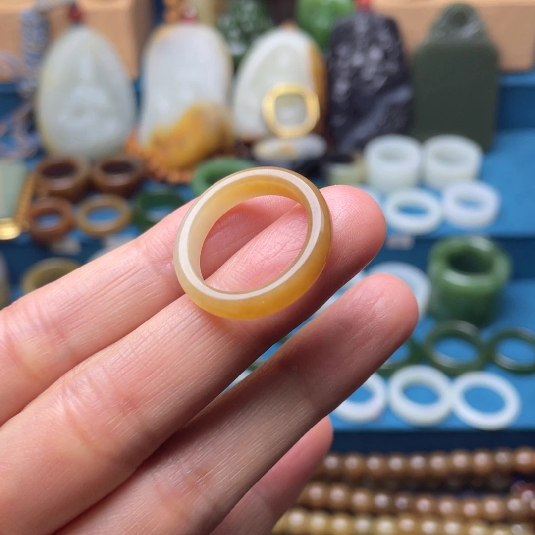 和田玉戒指未镶嵌用****2