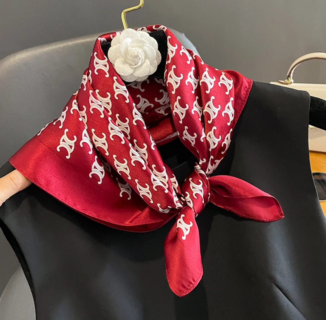 桑蚕丝【果酒微醺】经典53方巾SCSH-0021