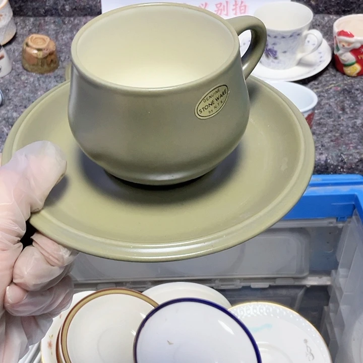 东***方琉璃手工艺品咯楼啦咯啦咯