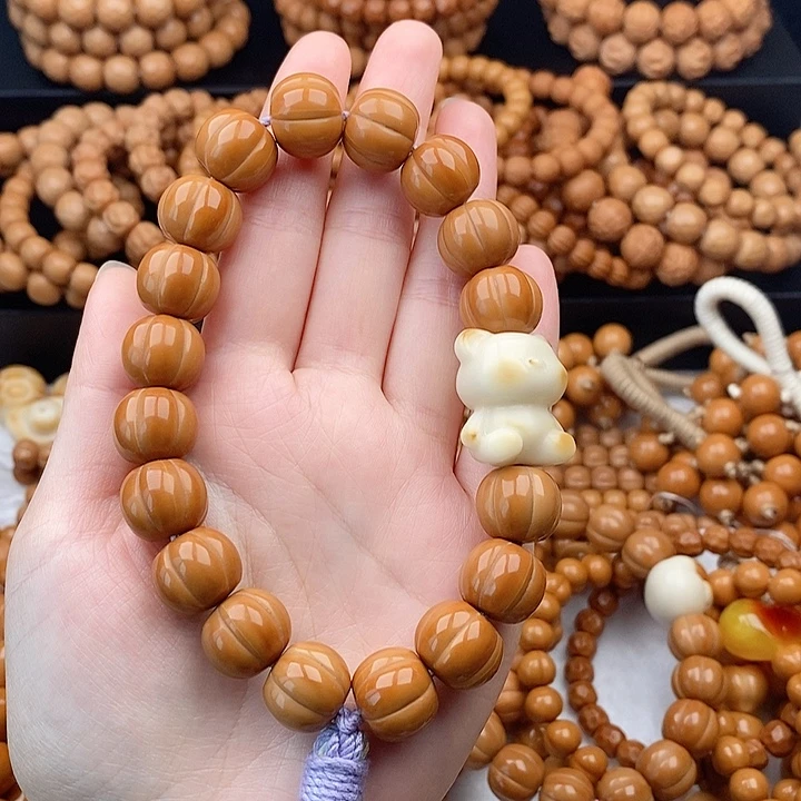 吊坠猴头核桃奶油泡芙南瓜