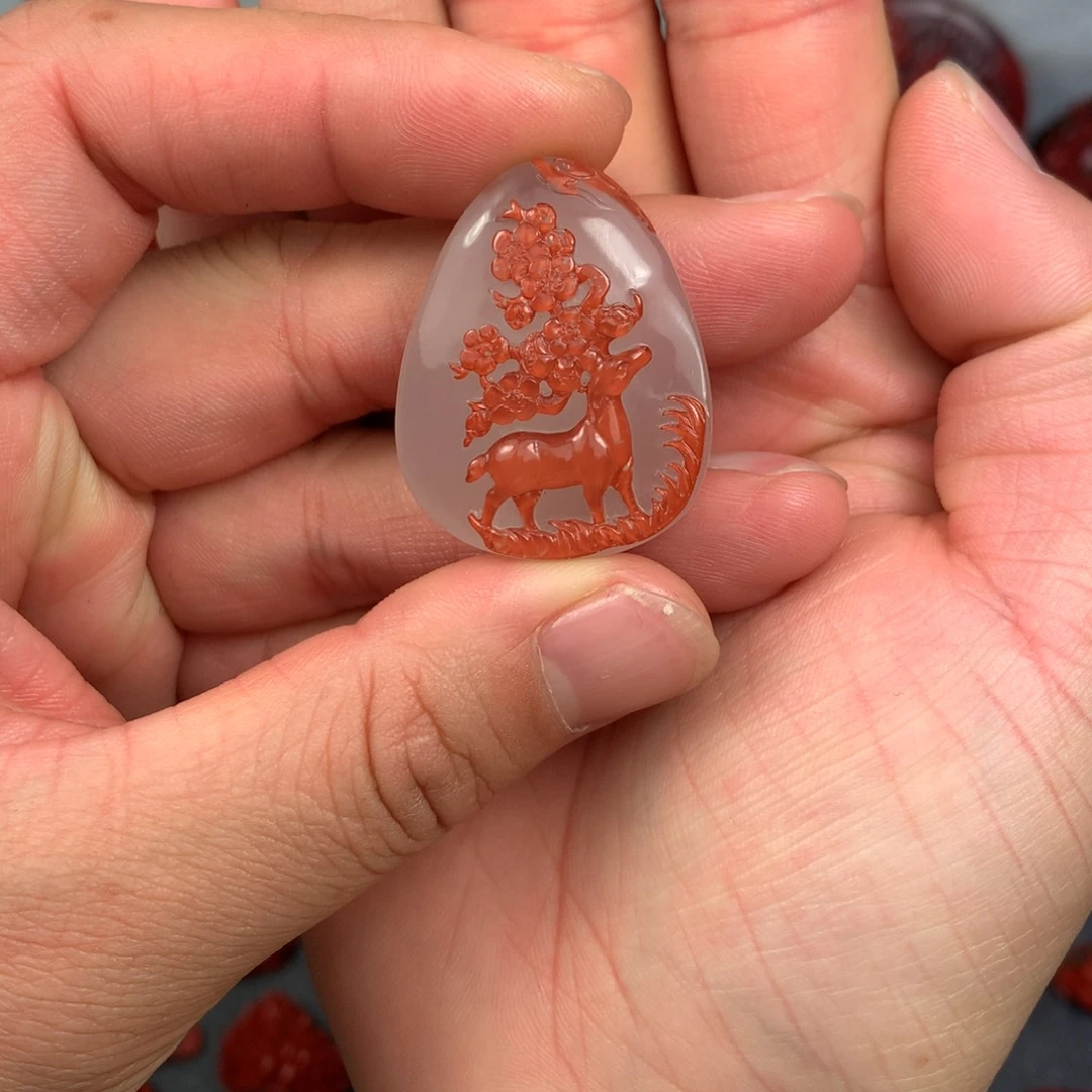 南红玛瑙未镶嵌颈饰