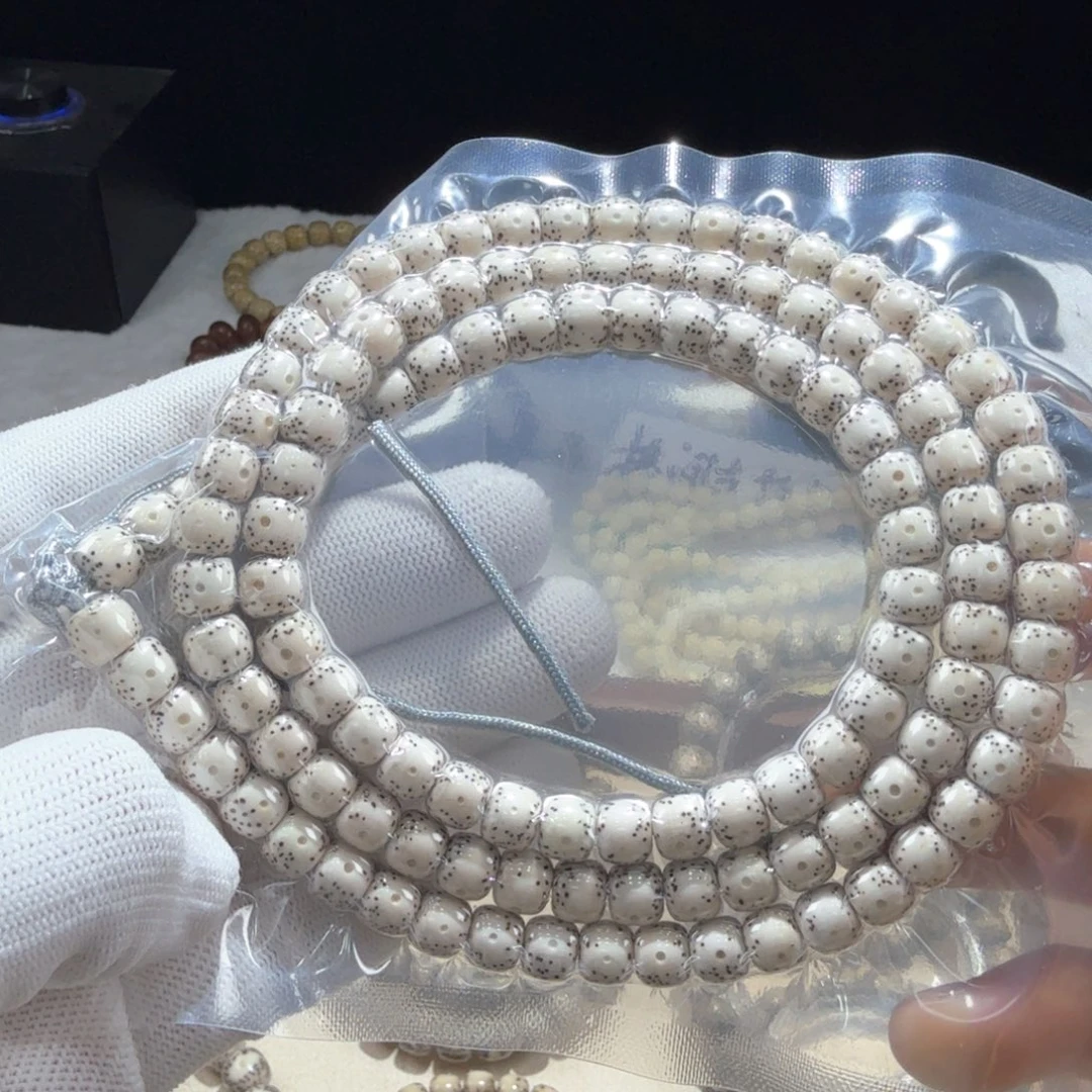 星月菩提吊坠古*顺白月大留白87