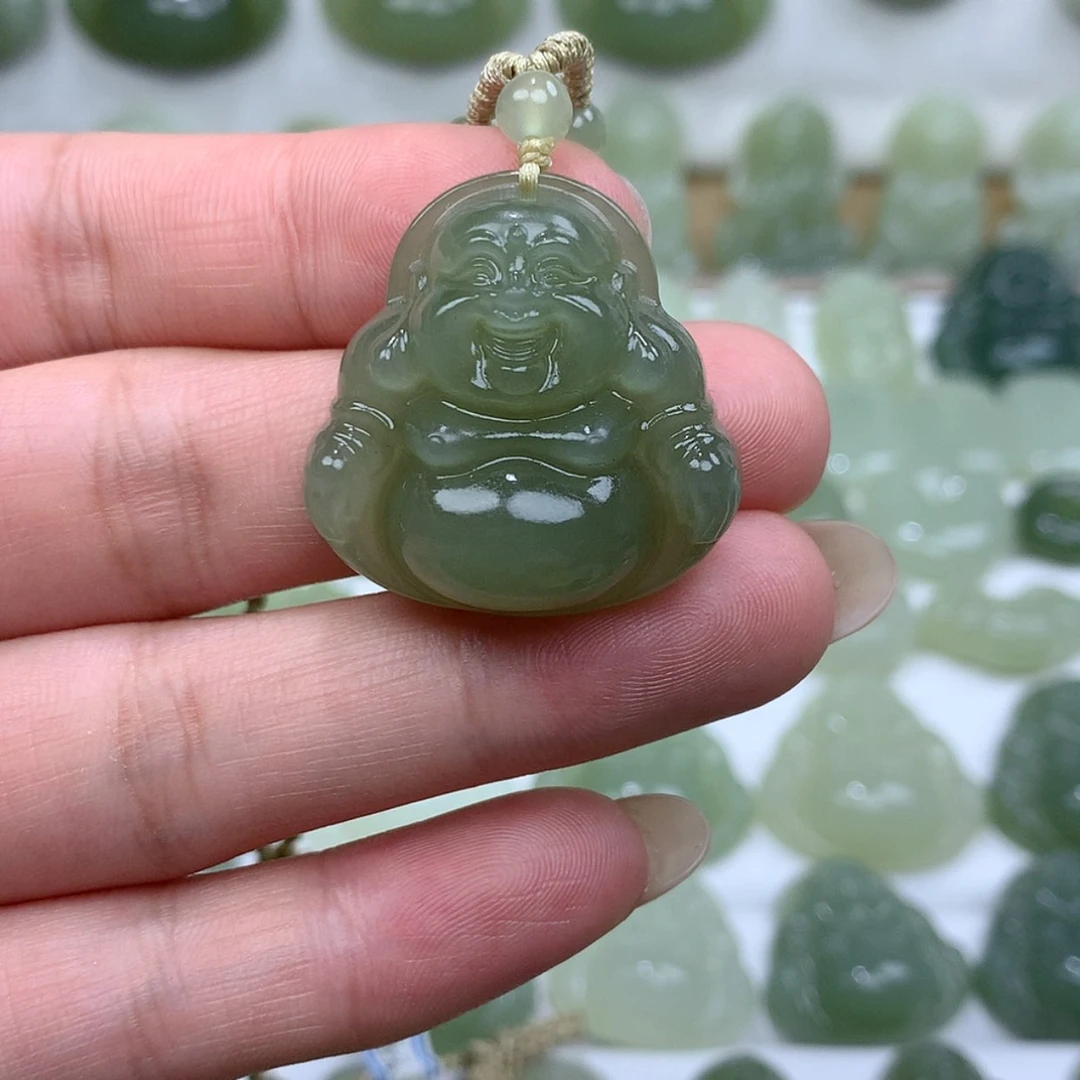 【闪购商品】颈饰未镶嵌和田玉