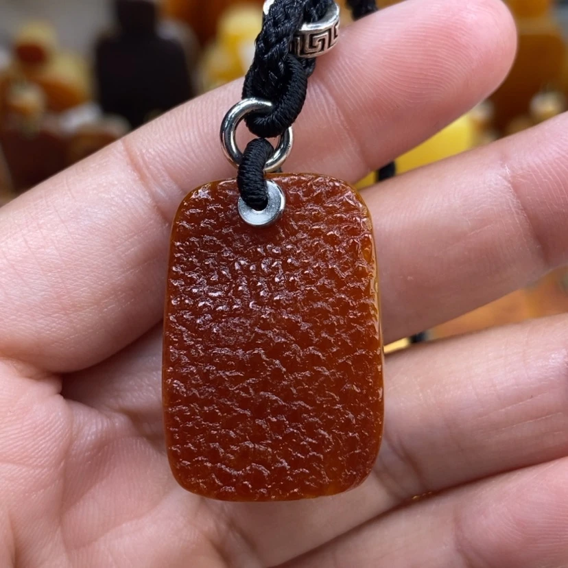 【闪购商品】琥珀颈饰未镶嵌