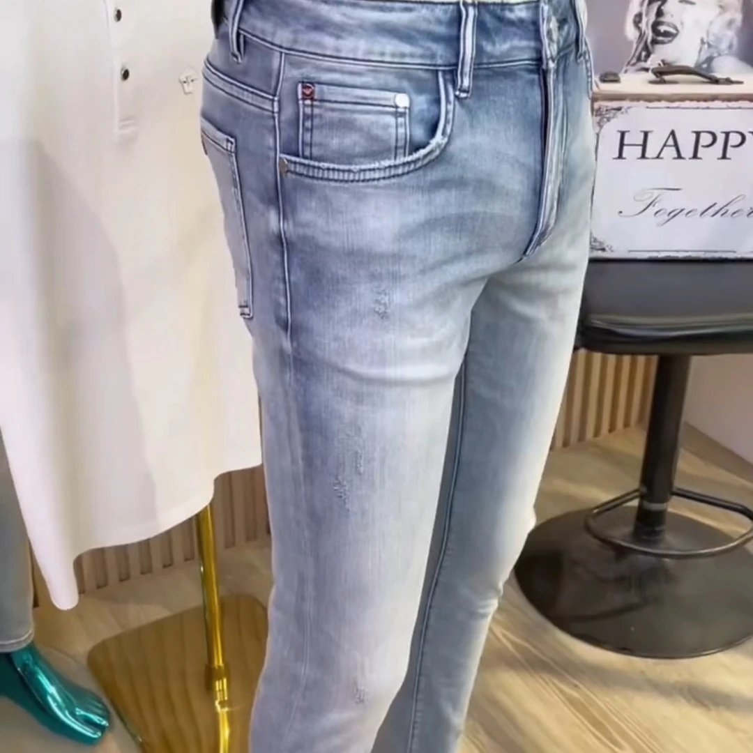 2025夏季薄款大码男士浅色牛仔裤 百搭弹力休闲修身小直筒 长裤