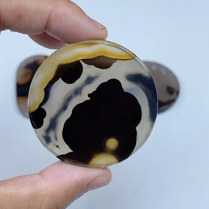 玛瑙/玉髓未镶嵌珠宝半成品