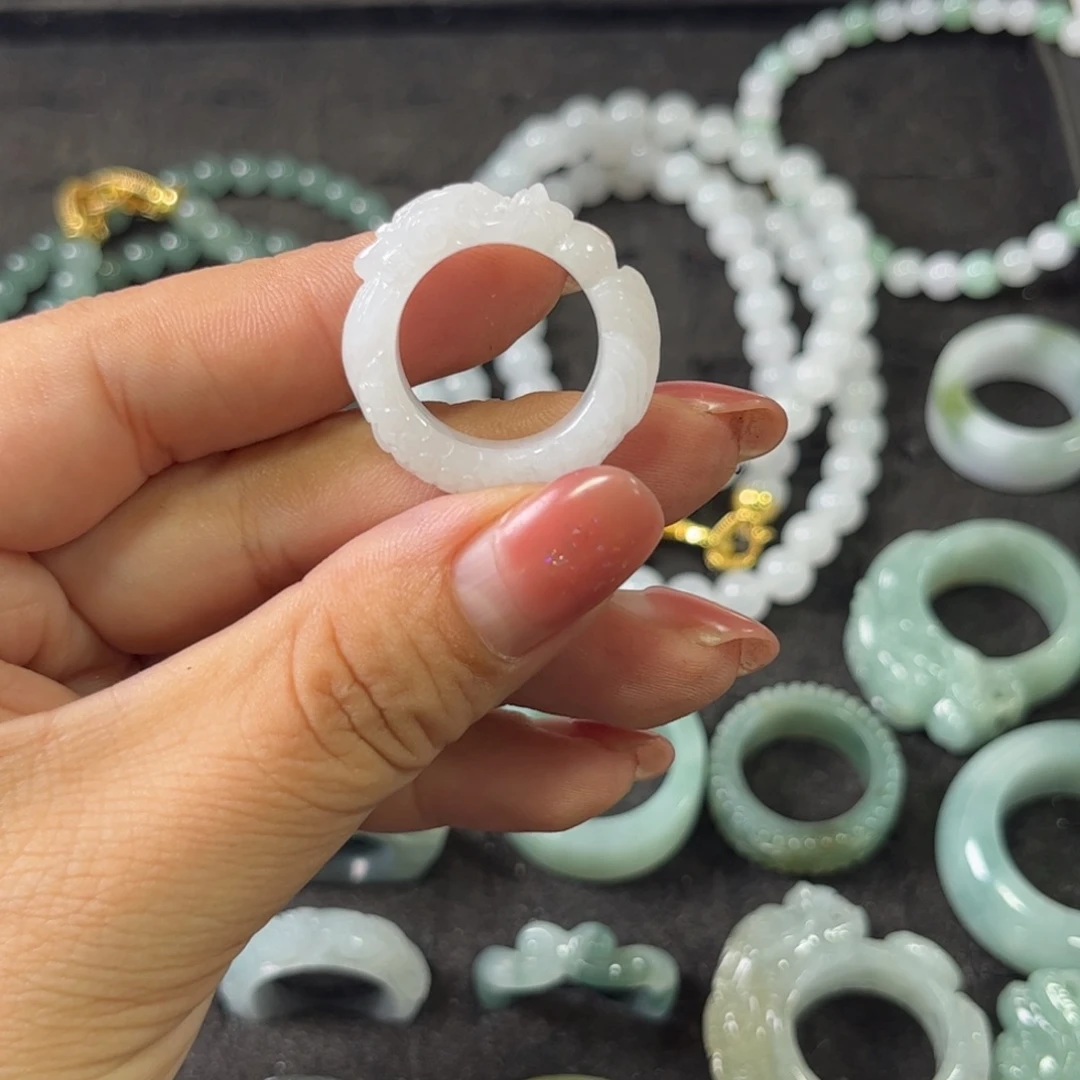 定制翡翠未镶嵌龙戒15