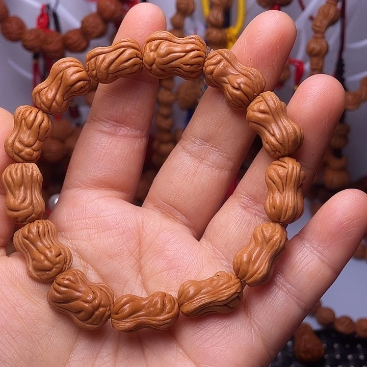 桃核吊坠龙纹桃枭