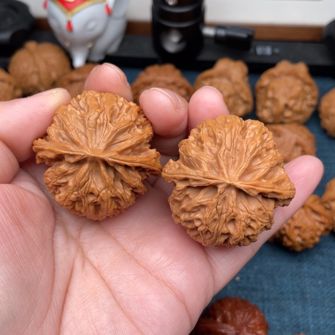 文玩核桃把件全品苹果园42.5