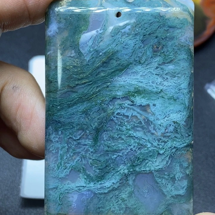 玛瑙/玉髓颈饰未镶嵌不*孬