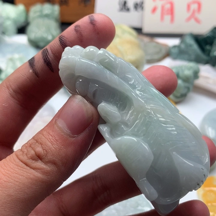 翡翠未镶嵌颈饰保真天然a货翡翠