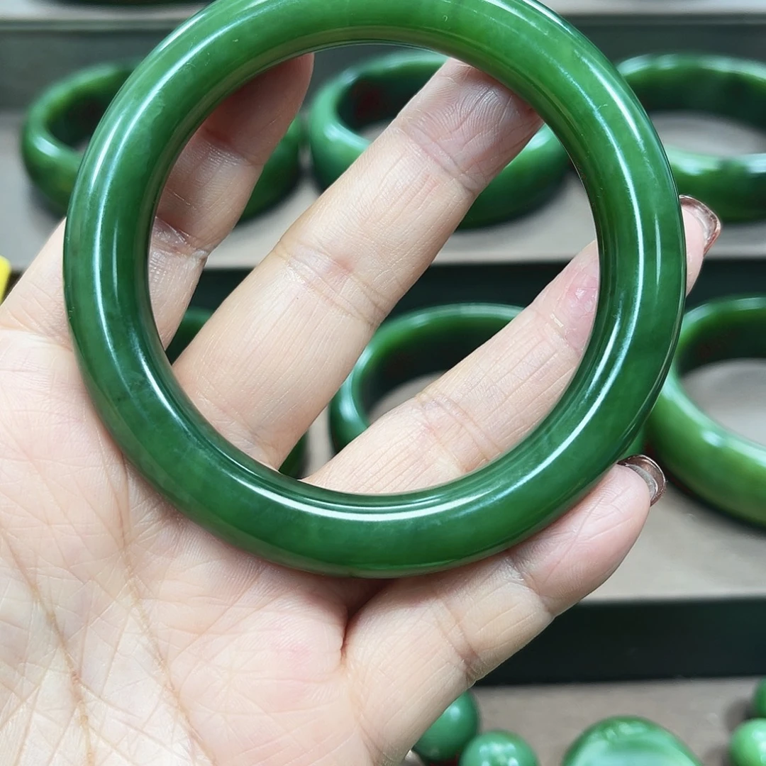 和田玉（碧玉）未镶嵌手镯56.6