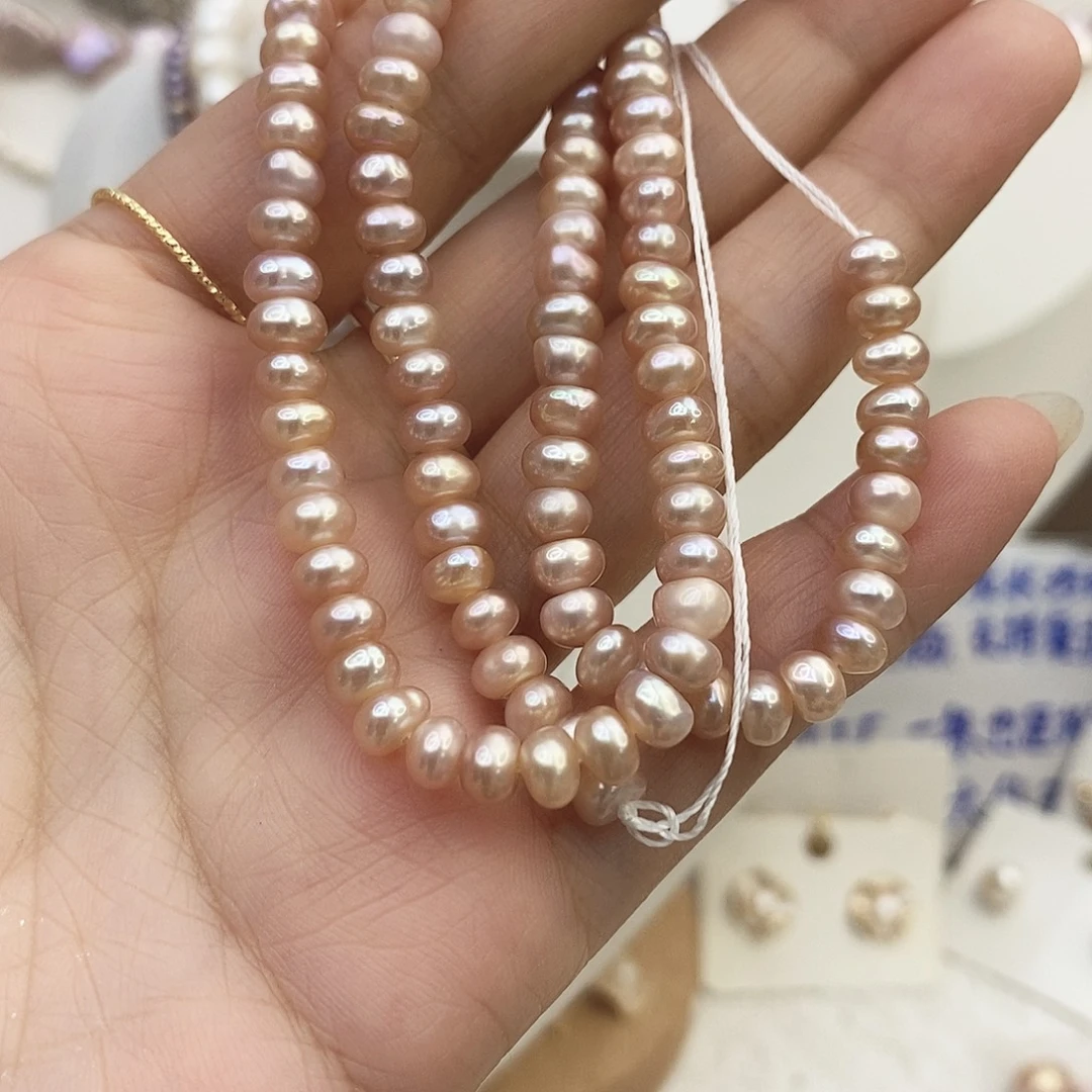 钛钢淡水珍珠颈饰