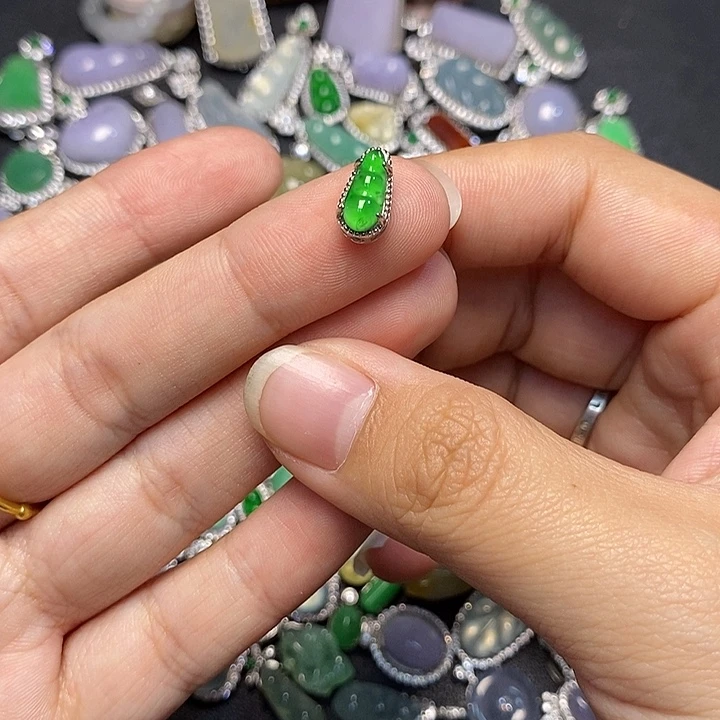 翡翠裸石翡翠1111111